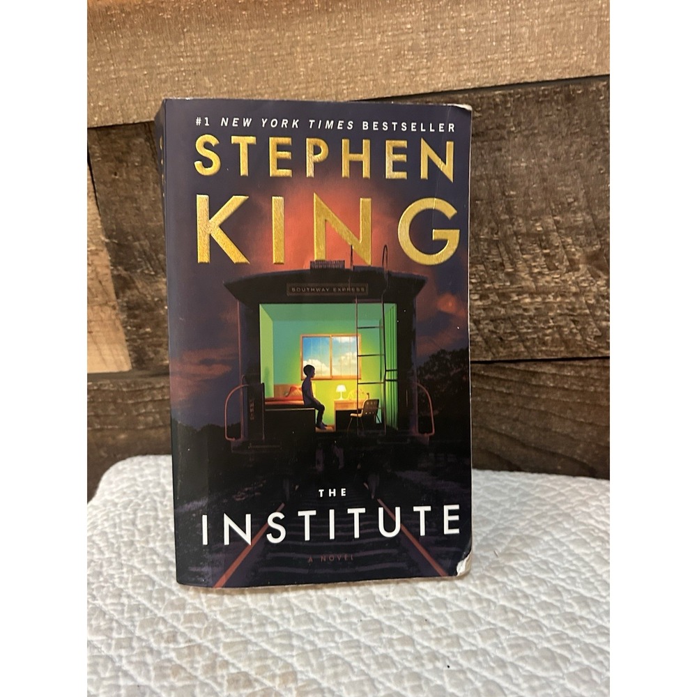 The Institute: A Novel King, Stephen Paperback